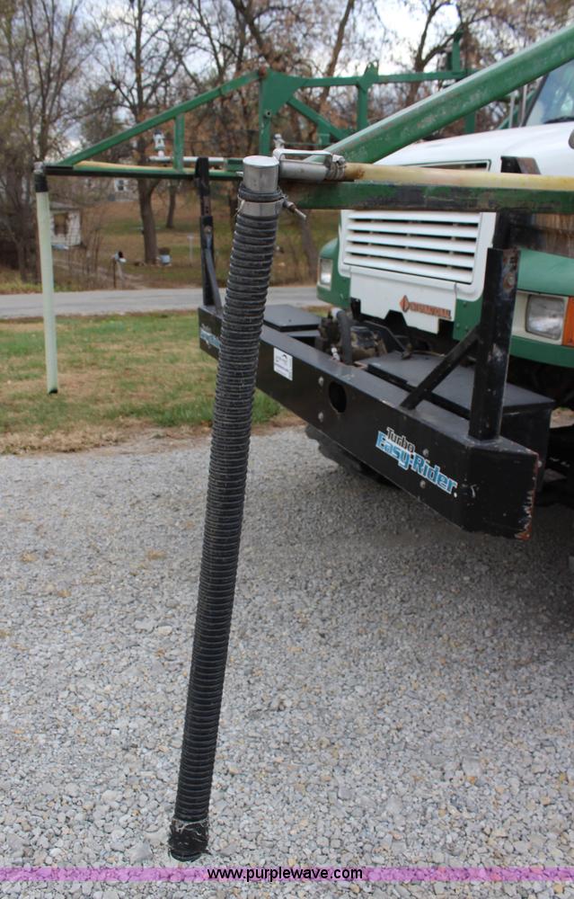 image for item L2399 1991 International 4900 Loral LIQUI-Max applicator truck