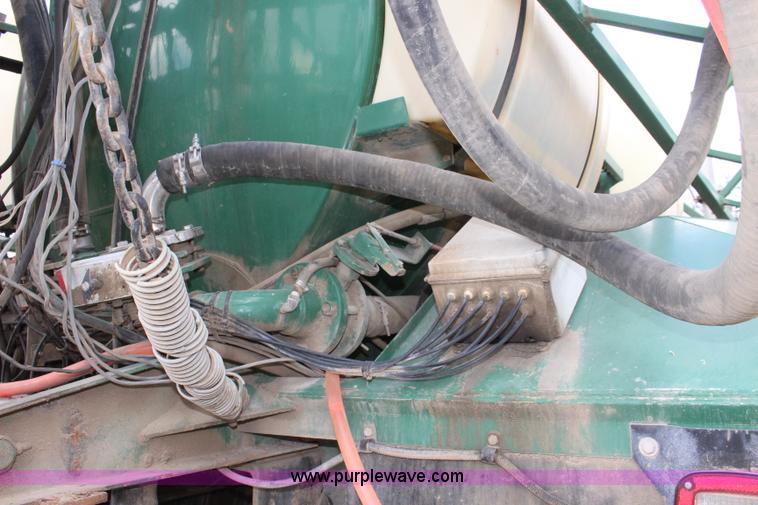 image for item L2399 1991 International 4900 Loral LIQUI-Max applicator truck