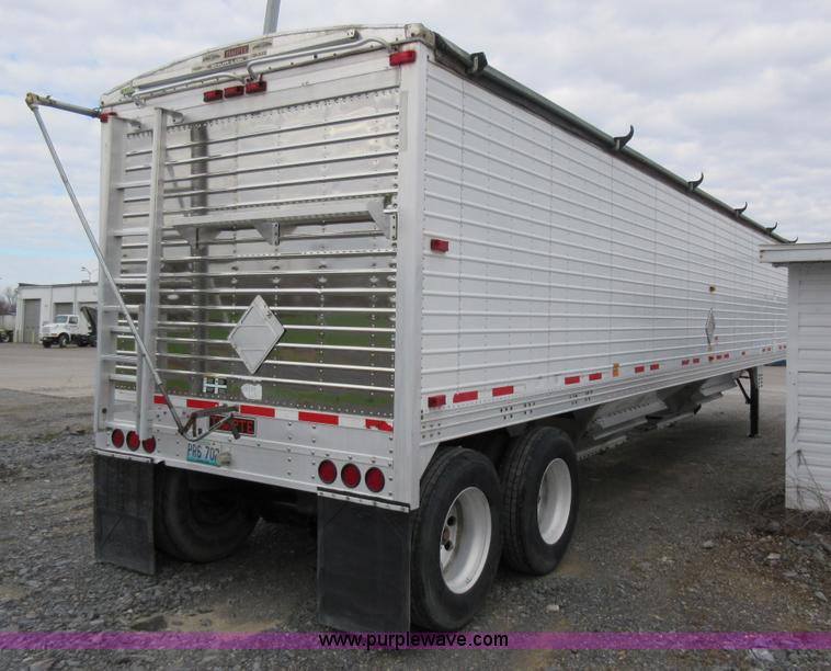 image for item L4535 2005 Timpte double hopper grain trailer