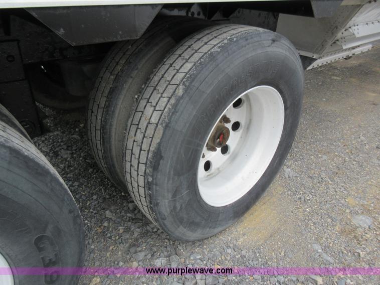 image for item L4535 2005 Timpte double hopper grain trailer