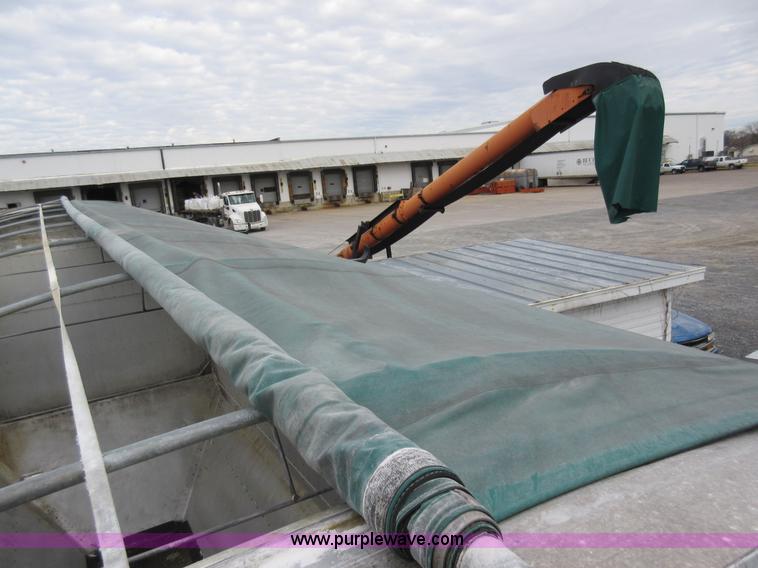 image for item L4535 2005 Timpte double hopper grain trailer