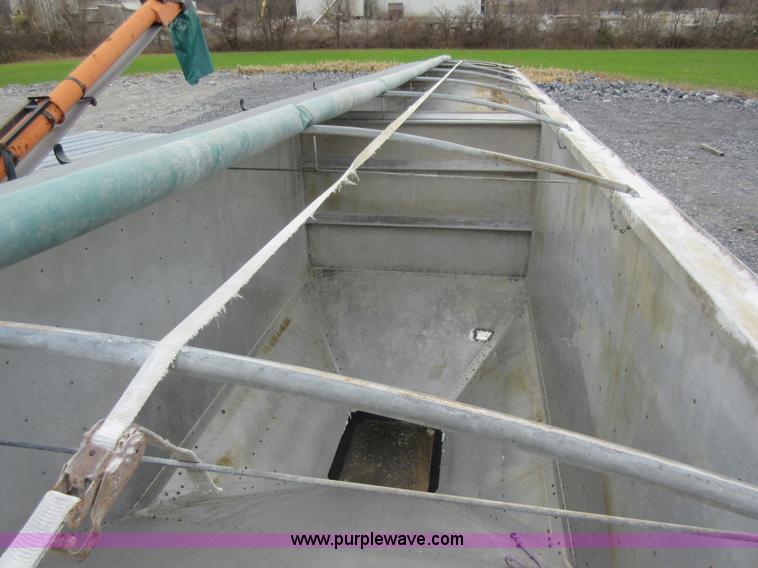 image for item L4535 2005 Timpte double hopper grain trailer