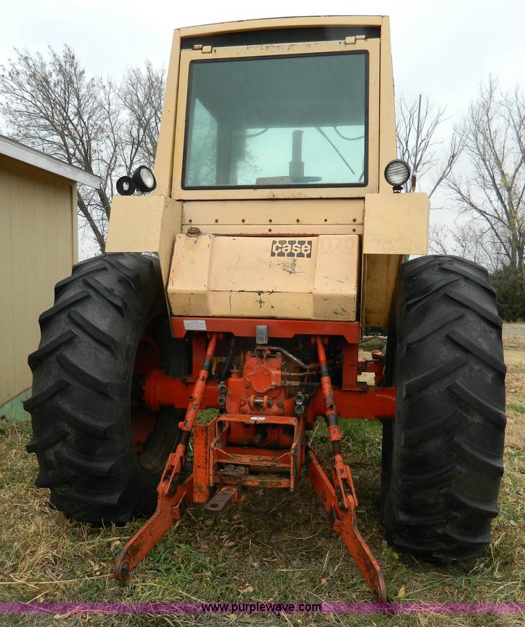 image for item L7275 Case 1170 tractor