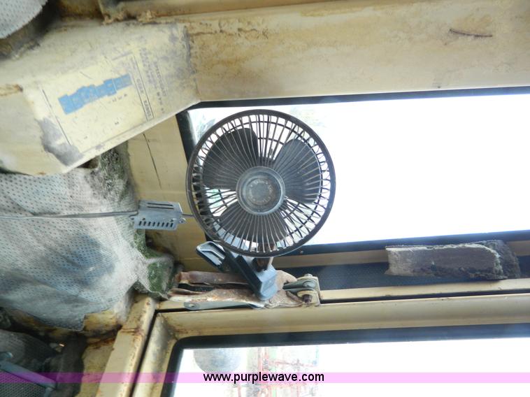 image for item L7275 Case 1170 tractor