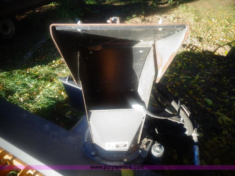 image for item AL9248 2007 New Holland snow blower skid steer attachment