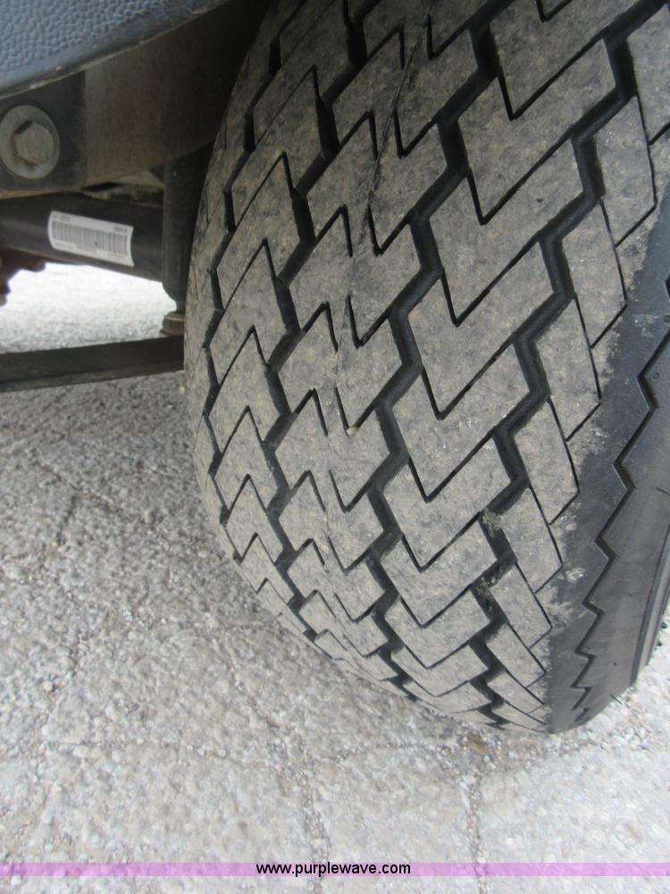 image for item BB9041 2011 Club Car Precident golf cart