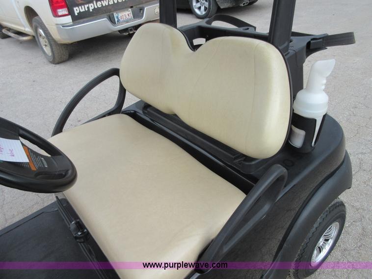image for item BB9041 2011 Club Car Precident golf cart