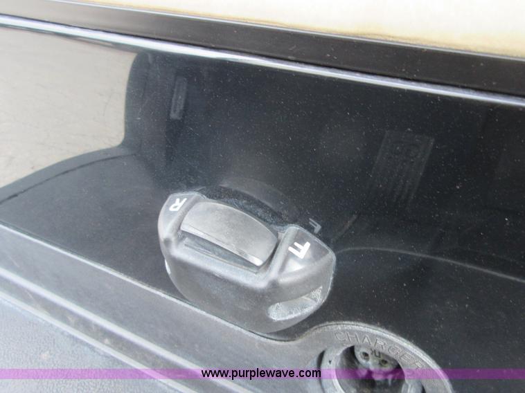 image for item BB9041 2011 Club Car Precident golf cart