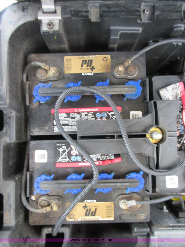 image for item BB9041 2011 Club Car Precident golf cart