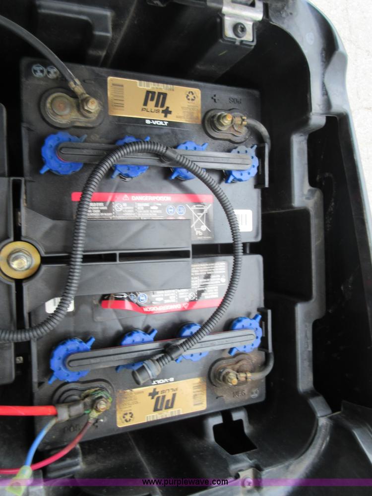 image for item BB9041 2011 Club Car Precident golf cart