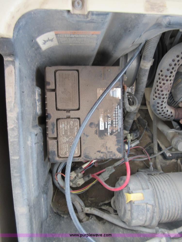 image for item BB9042 2010 Club Car Precident golf cart