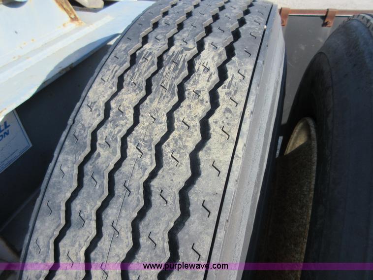 image for item BB9044 2004 Holden HCP10 converter dolly