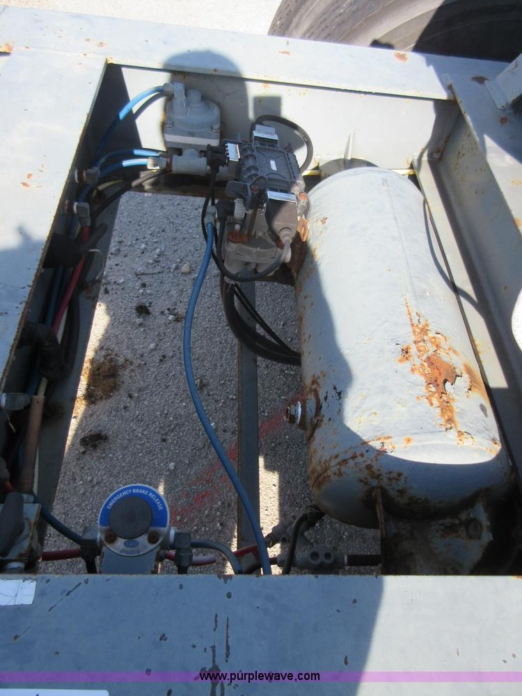 image for item BB9044 2004 Holden HCP10 converter dolly