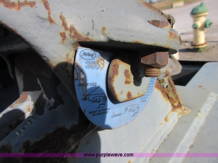 image for item BB9044 2004 Holden HCP10 converter dolly