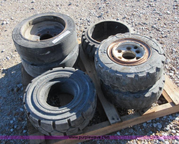 image for item BB9046 (6) forklift tires