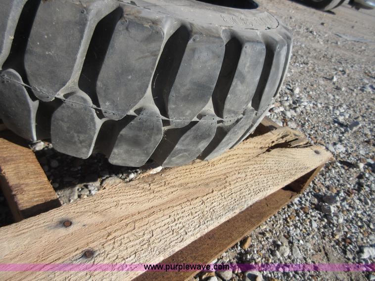 image for item BB9046 (6) forklift tires