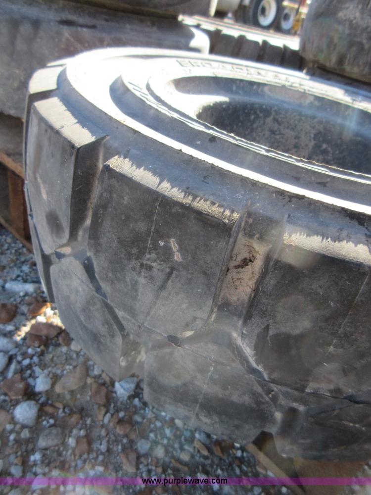 image for item BB9046 (6) forklift tires