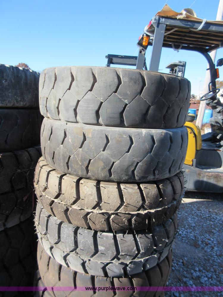 image for item BB9047 (28) 6.50-10 forklift tires