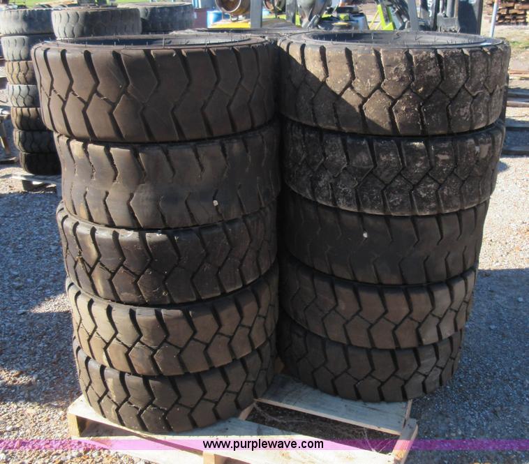 image for item BB9048 (15) 28x9-15 NHS forklift tires