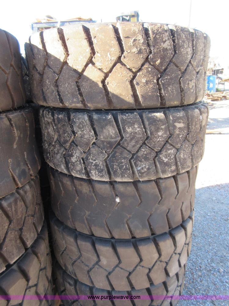 image for item BB9048 (15) 28x9-15 NHS forklift tires
