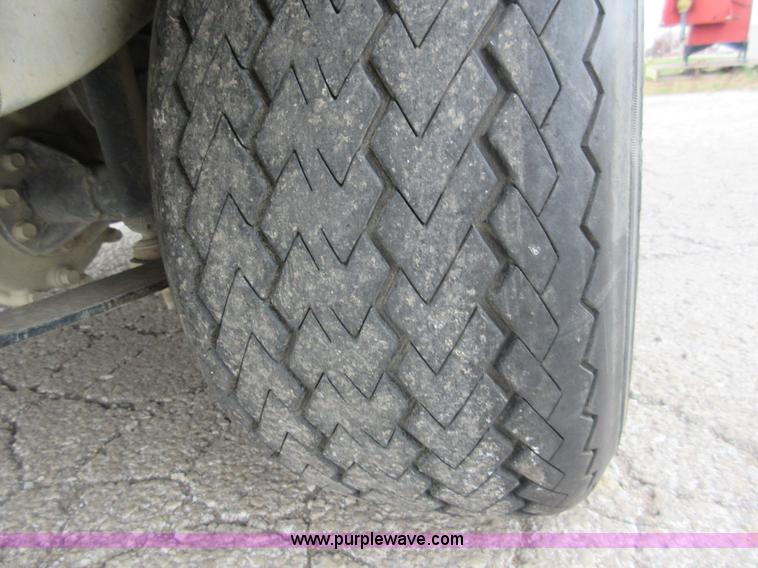 image for item BB9077 2009 Club Car Precident golf cart