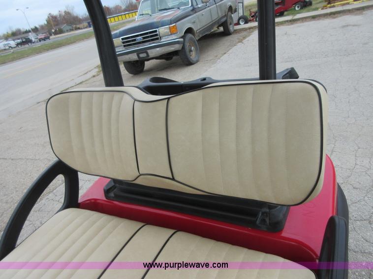image for item BB9077 2009 Club Car Precident golf cart