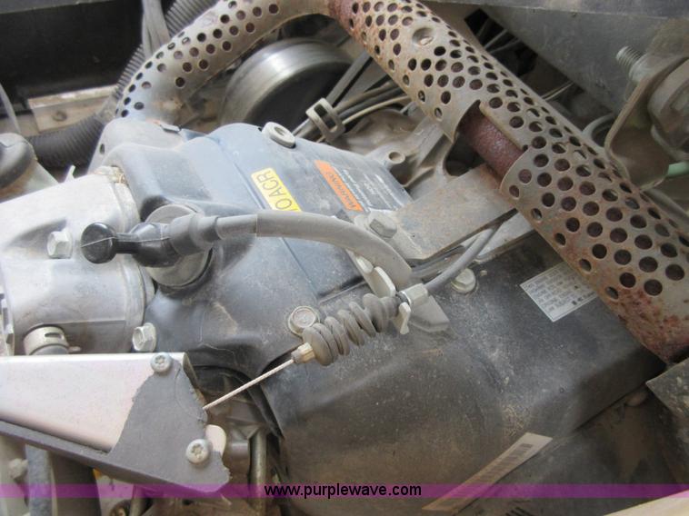 image for item BB9077 2009 Club Car Precident golf cart