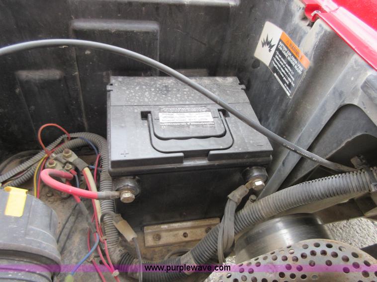 image for item BB9077 2009 Club Car Precident golf cart