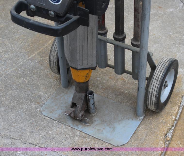 image for item BL9367 Wacker jack hammer