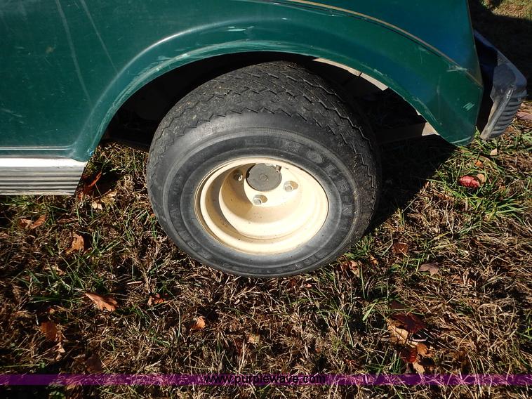 image for item BN9144 2004 Club Car electric golf cart