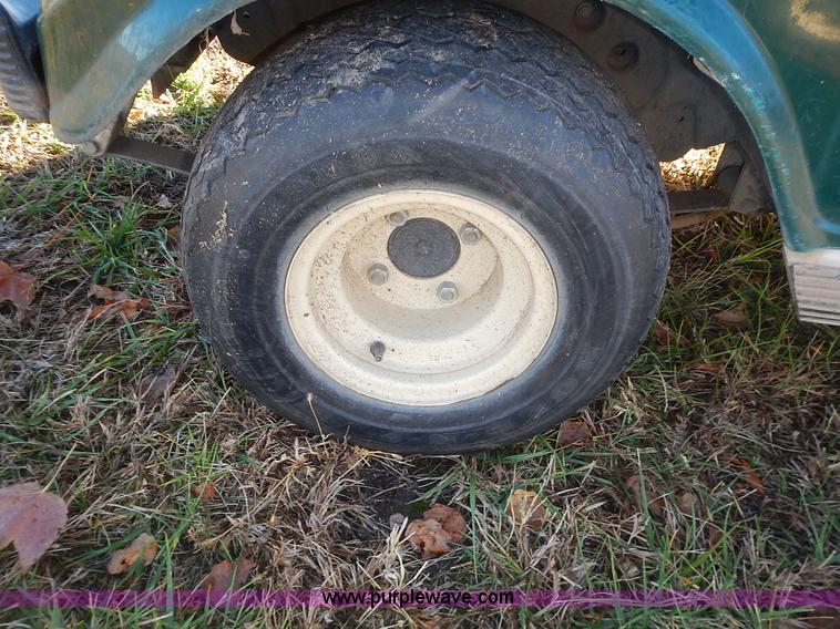 image for item BN9144 2004 Club Car electric golf cart