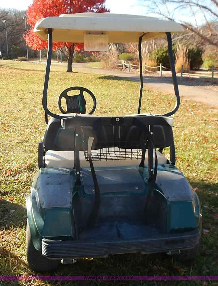 image for item BN9146 2004 Club Car electric golf cart