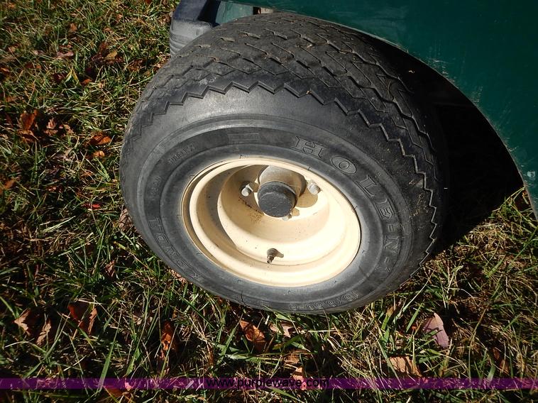 image for item BN9146 2004 Club Car electric golf cart