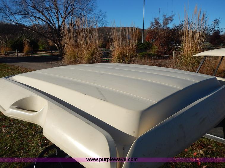 image for item BN9146 2004 Club Car electric golf cart