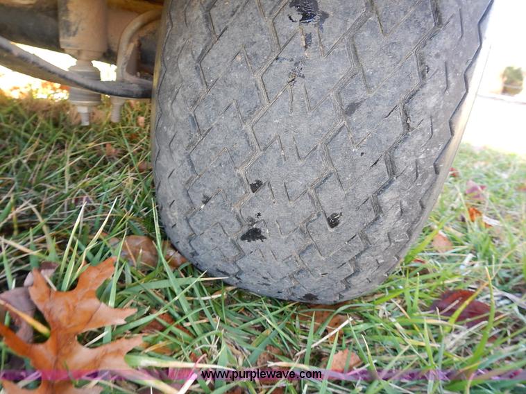 image for item BN9146 2004 Club Car electric golf cart