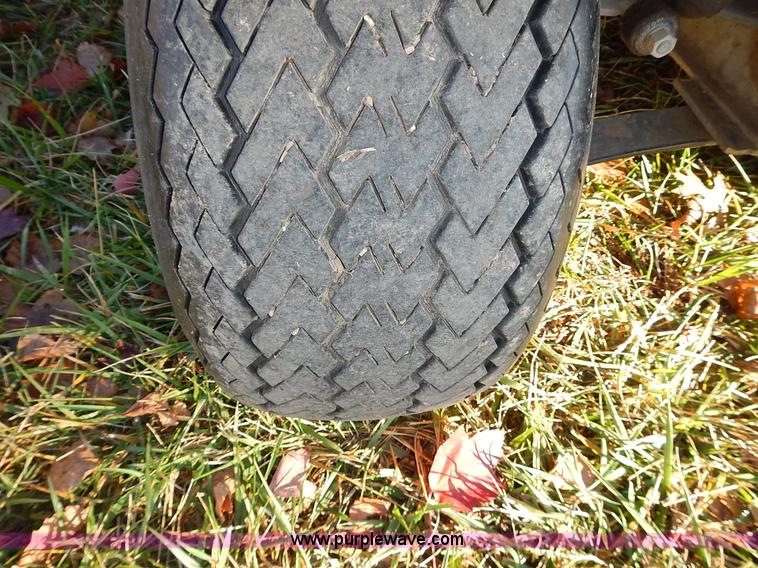 image for item BN9146 2004 Club Car electric golf cart