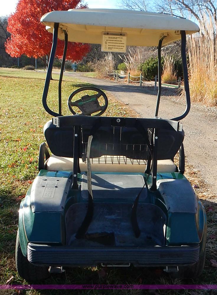 image for item BN9147 2004 Club Car electric golf cart