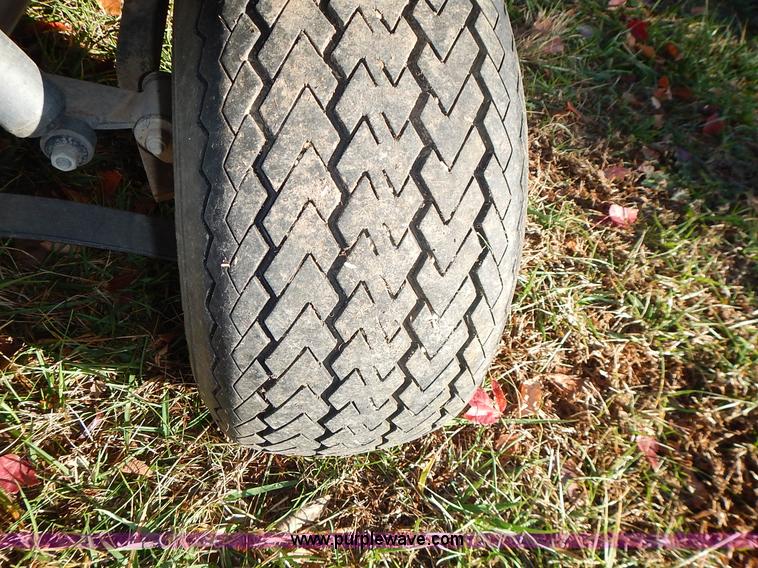 image for item BN9147 2004 Club Car electric golf cart