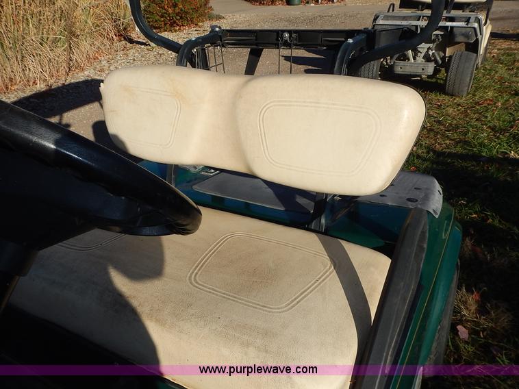 image for item BN9147 2004 Club Car electric golf cart