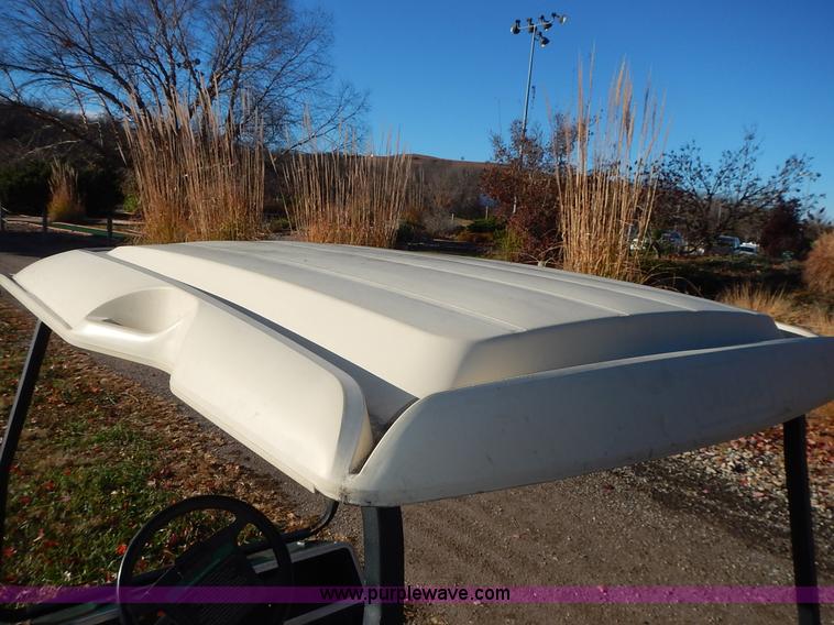 image for item BN9147 2004 Club Car electric golf cart