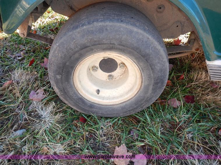 image for item BN9147 2004 Club Car electric golf cart