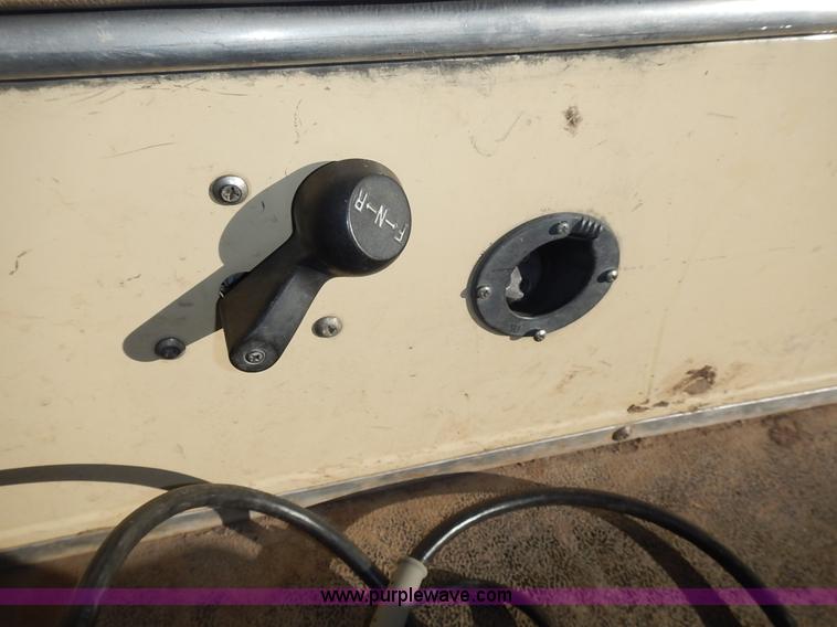 image for item BN9148 1996 Ingersoll Rand electric golf cart