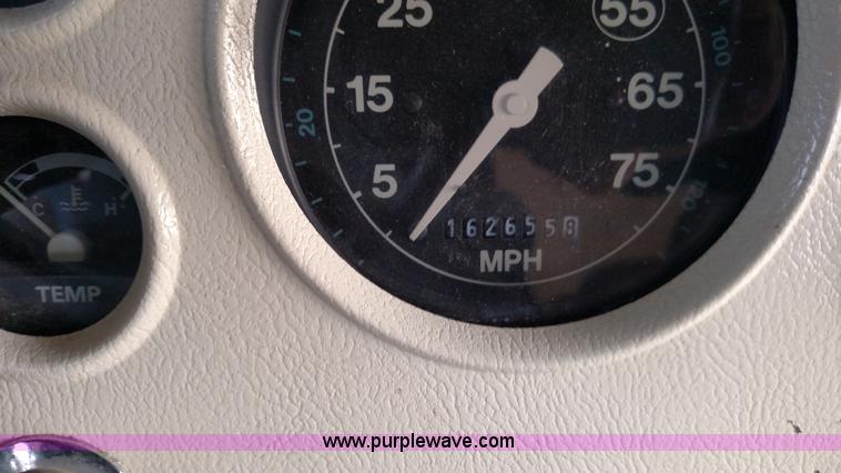 image for item BR9416 1997 Ford B800 Thomas school bus