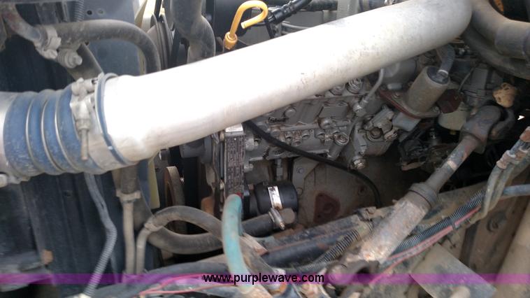 image for item BR9416 1997 Ford B800 Thomas school bus