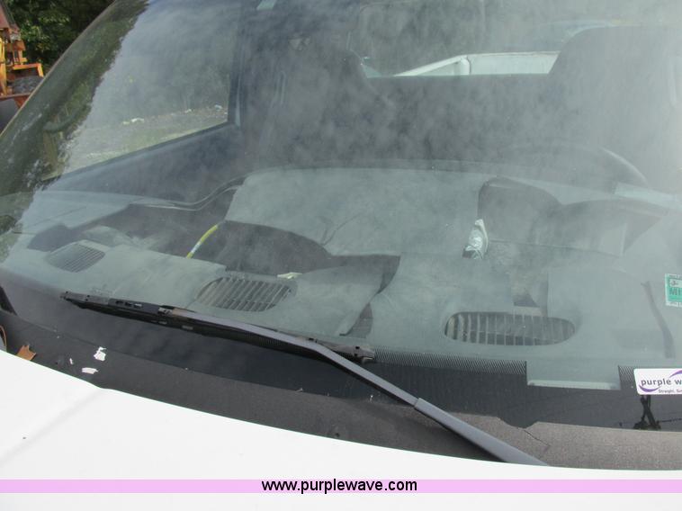 image for item BS9014 1999 Dodge Ram 1500 Club Cab pickup truck