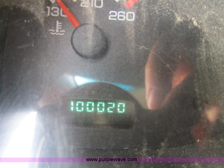 image for item BS9014 1999 Dodge Ram 1500 Club Cab pickup truck