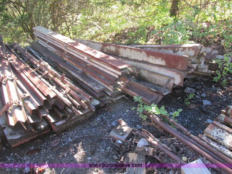 image for item BS9905 Wood concrete forms