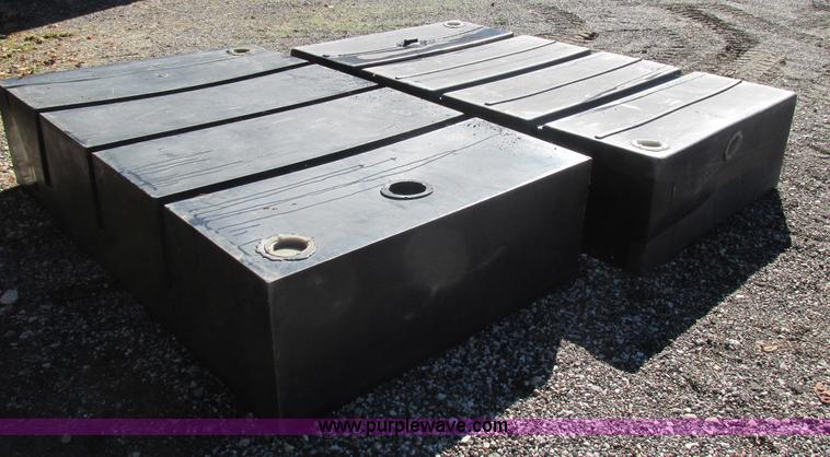image for item BS9910 (2) poly tanks
