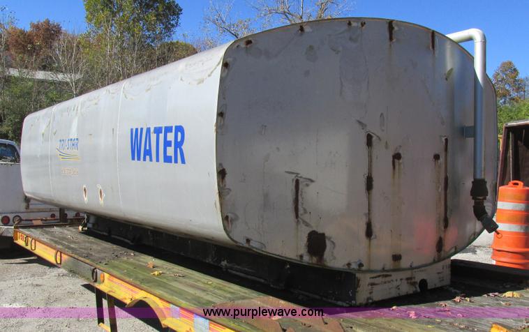 image for item BS9912 1999 United Troch & Equip. water tanker truck bed