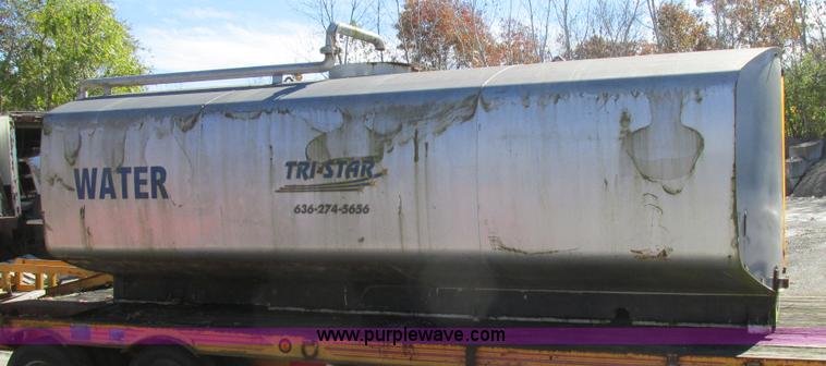 image for item BS9912 1999 United Troch & Equip. water tanker truck bed